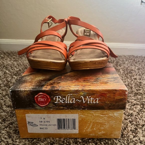 Bella Vita Wedge Heels 7 WIDE Bacio - Picture 2 of 3